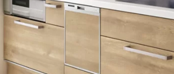 システムキッチン色ドアパネル