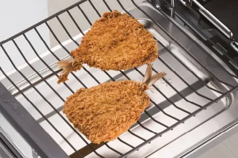パロマ ウィズナのグリルで焼き網を使って魚を焼いたところ