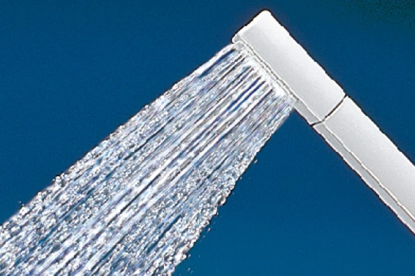 水道の圧力をそのまま使った、勢いのあるシャワー