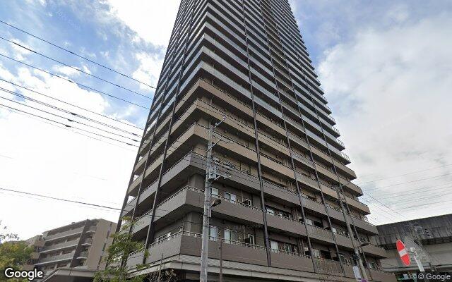 王子飛鳥山ザファーストタワーアンドレジデンスタワー棟の外観（Googleストリートビュー）