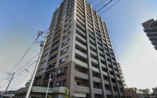 グランイーグル多摩川スカイビューの外観（Googleストリートビュー）