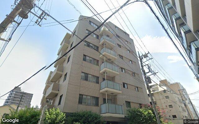 イニシア北千住の外観（Googleストリートビュー）