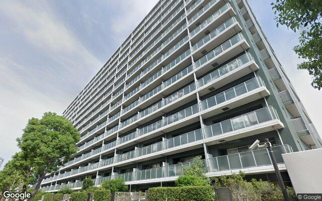 アクラス1号棟の外観（Googleストリートビュー）
