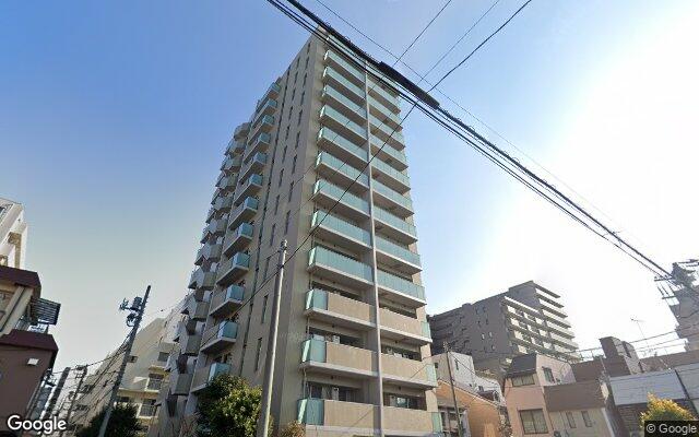 プラウド久米川の外観（Googleストリートビュー）