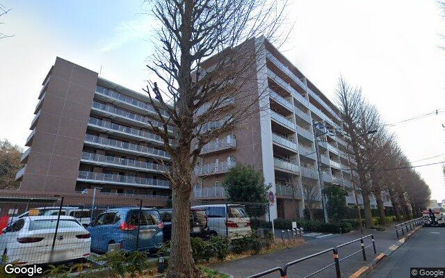 ココロコス東京久米川ケヤキ街区の外観（Googleストリートビュー）