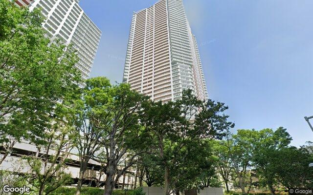 アーバンドックパークシティ豊洲タワーB棟の外観（Googleストリートビュー）