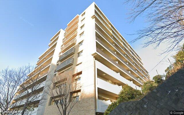 オーベル多摩永山エンブレムヒルズの外観（Googleストリートビュー）