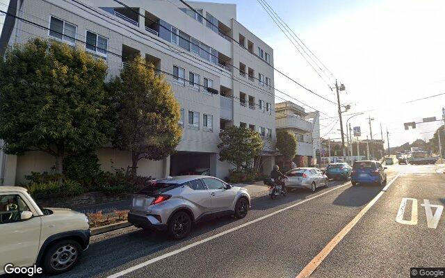 グランドメゾンつくし野の外観（Googleストリートビュー）