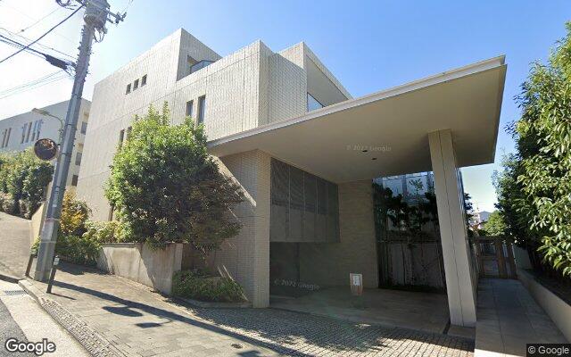 山王プレイスの外観（Googleストリートビュー）