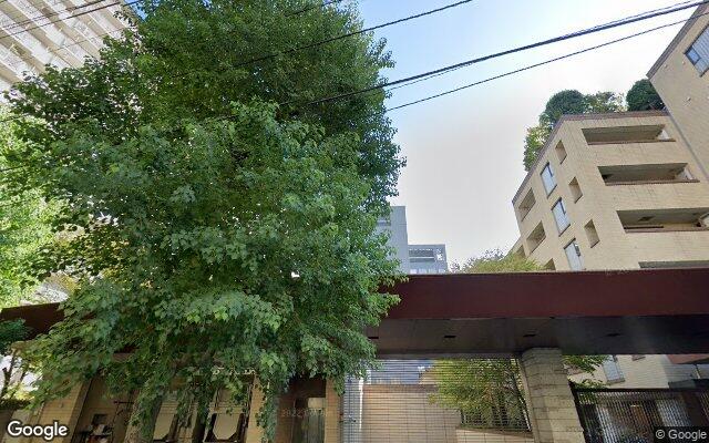 アトラス江戸川アパートメントの外観（Googleストリートビュー）