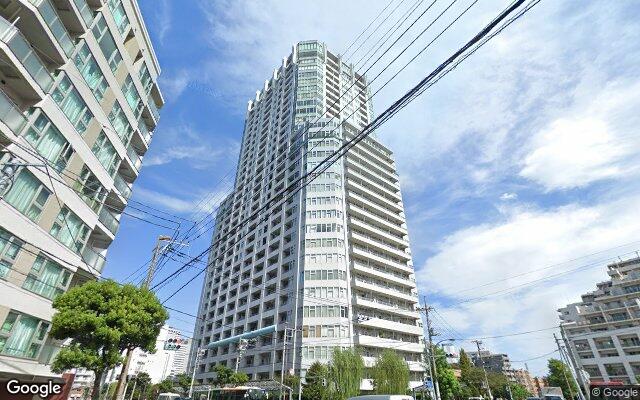 ラグナタワーの外観（Googleストリートビュー）