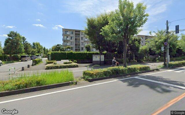 ローヤルシティ北千住の外観（Googleストリートビュー）