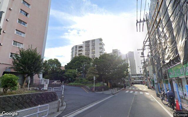 デュオスカーラ大島の外観（Googleストリートビュー）