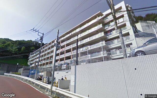 グランドパーク京王よみうりランドの外観（Googleストリートビュー）