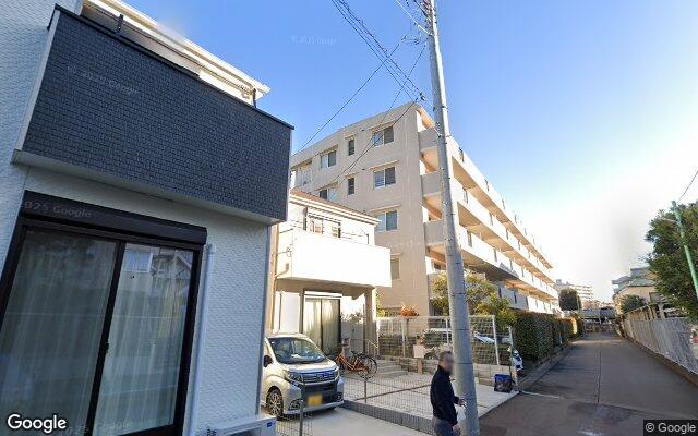 ゼファー久米川ミーティスの外観（Googleストリートビュー）