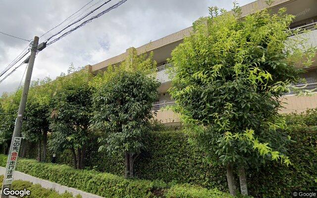 グランシュテル杉並善福寺川公園の外観（Googleストリートビュー）