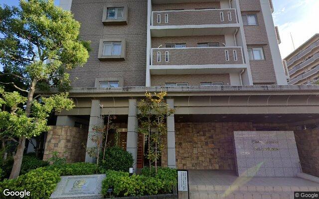 ライオンズスクエア竹の塚の外観（Googleストリートビュー）