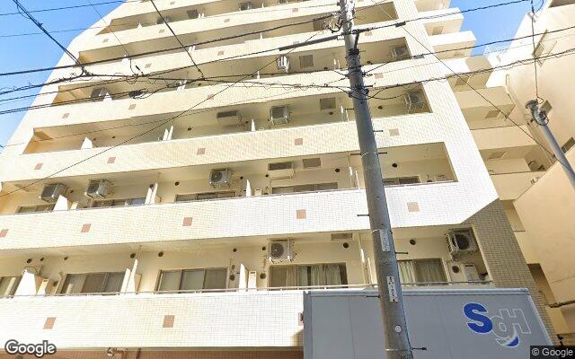 デュオスカーラ新宿の外観（Googleストリートビュー）