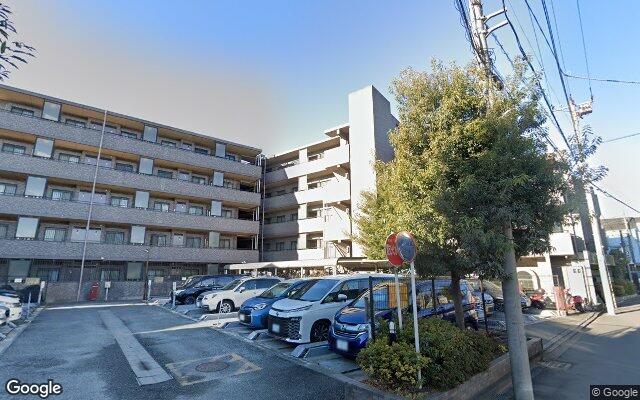 レーベンハイム久米川ルーエンプラッツの外観（Googleストリートビュー）