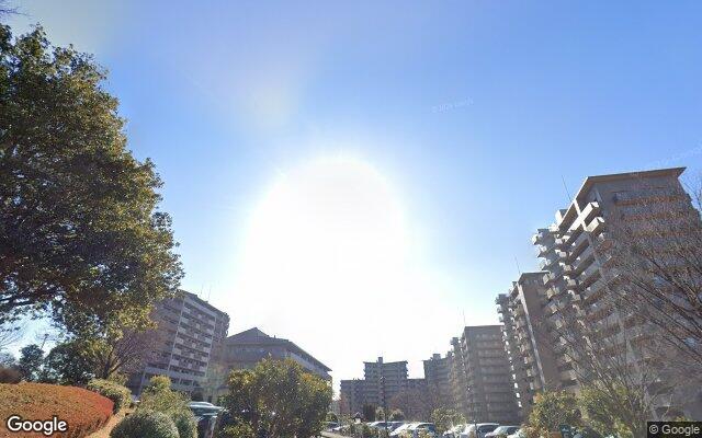 若葉台ワルツの杜G棟の外観（Googleストリートビュー）
