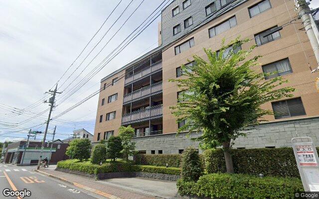 クレッセント国立の外観（Googleストリートビュー）
