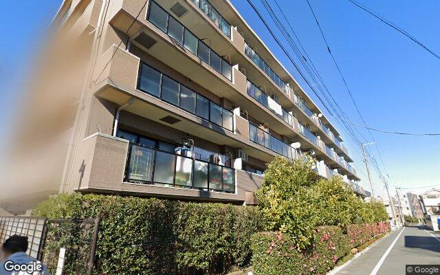 ライオンズマンション赤塚公園第3の外観（Googleストリートビュー）