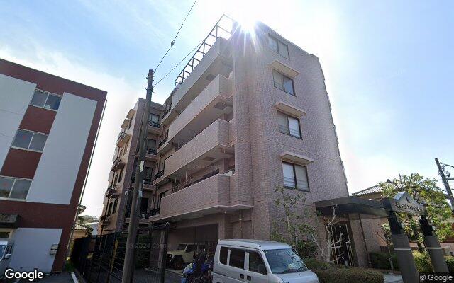キャッスルマンション堀ノ内の外観（Googleストリートビュー）