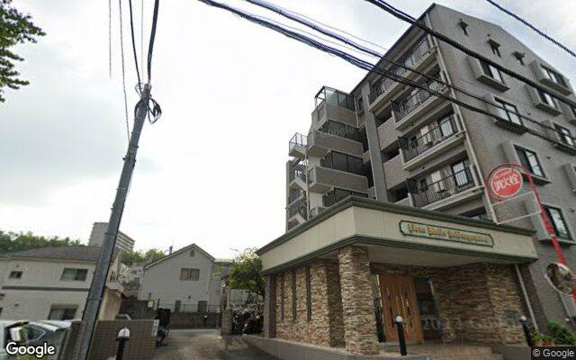 ライオンズモリス京王永山の外観（Googleストリートビュー）