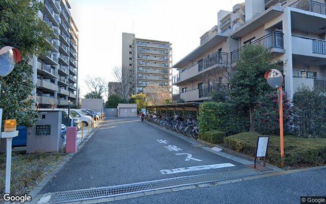 ヴィラージュヴェール8番館の外観（Googleストリートビュー）
