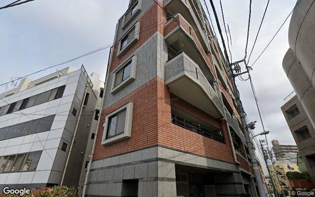 ジェイパーク神宮前の外観（Googleストリートビュー）