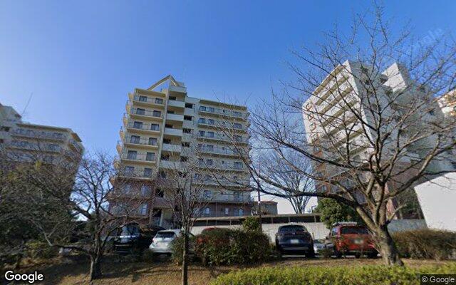 若葉台パークヒルズF棟の外観（Googleストリートビュー）