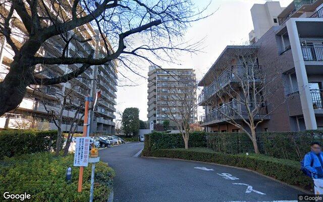 ヴィラージュヴェール6番館の外観（Googleストリートビュー）