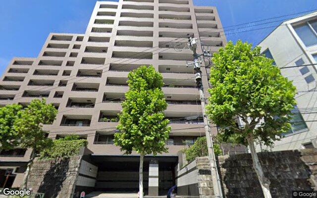 ファミールグラン三田伊皿子坂の外観（Googleストリートビュー）