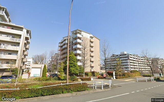 南大沢学園五番街の外観（Googleストリートビュー）