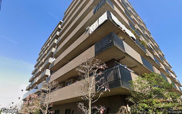 コスモ志村ロイヤルフォルムの外観（Googleストリートビュー）
