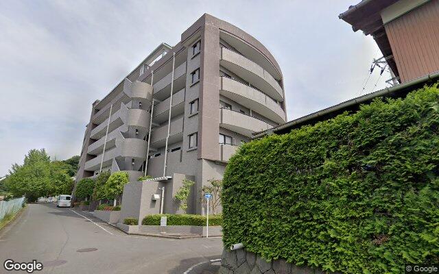 マートルコート京王よみうりランドの外観（Googleストリートビュー）