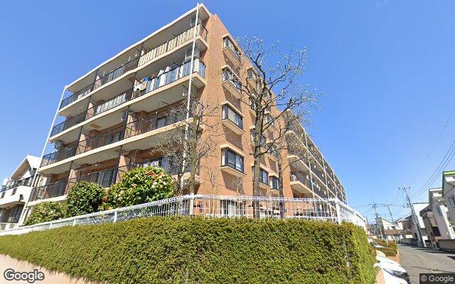 ライオンズマンション小平栄町の外観（Googleストリートビュー）