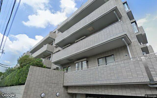 フラッツ砂土原の外観（Googleストリートビュー）