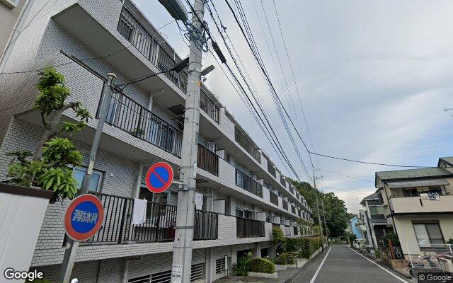 サニークレスト聖蹟桜ヶ丘の外観（Googleストリートビュー）