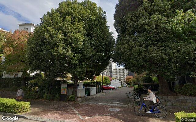 光が丘パークタウン大通り南の外観（Googleストリートビュー）
