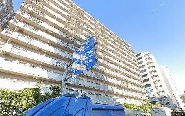 東陽町ガーデニアD号棟の外観（Googleストリートビュー）