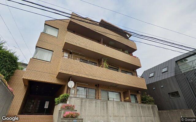 代々木上原ロイヤルマンションの外観（Googleストリートビュー）