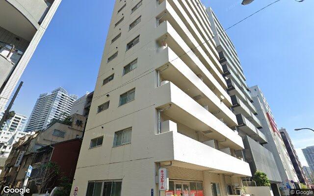 マンション築地の外観（Googleストリートビュー）