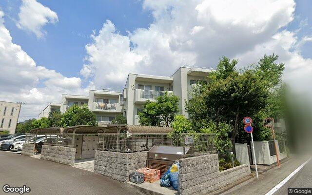 府中タウンホームの外観（Googleストリートビュー）