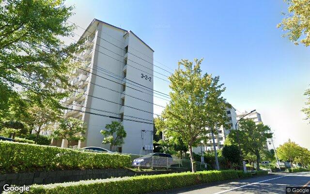 グリーンメゾン諏訪の外観（Googleストリートビュー）