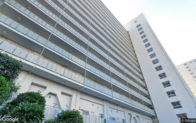 サンシティA棟の外観（Googleストリートビュー）