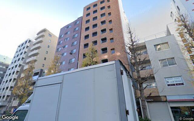 岡本マンションの外観（Googleストリートビュー）
