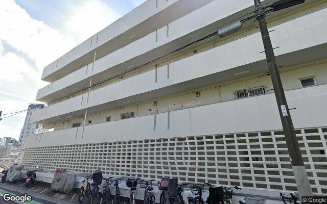 マンション駒場の外観（Googleストリートビュー）