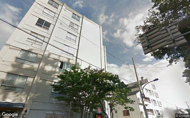 哲学堂コーポラスの外観（Googleストリートビュー）