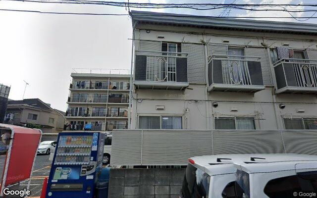 グリーンマンションの外観（Googleストリートビュー）